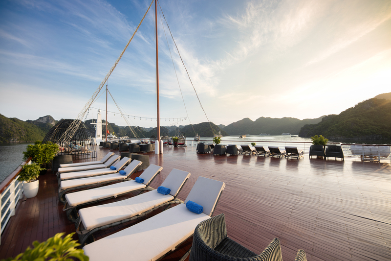 DU THUYỀN STARLIGHT CRUISE HẠ LONG