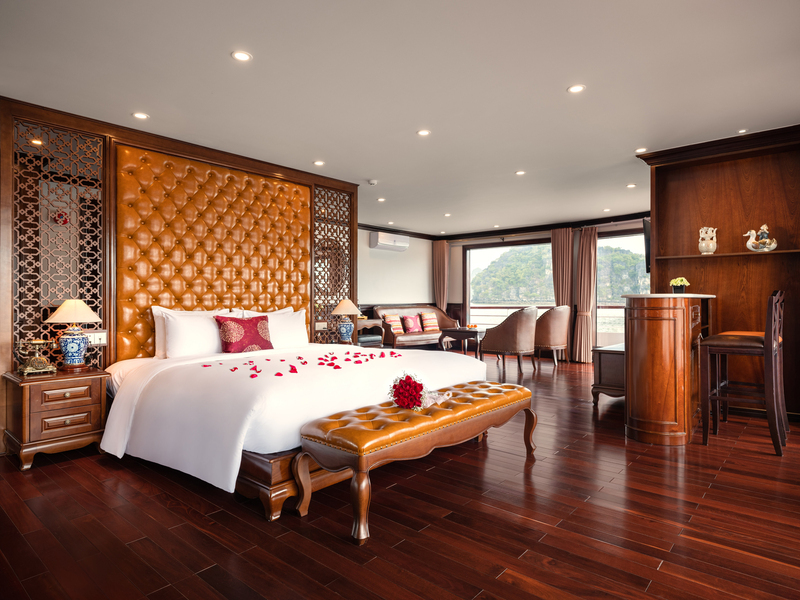 DU THUYỀN STARLIGHT CRUISE HẠ LONG